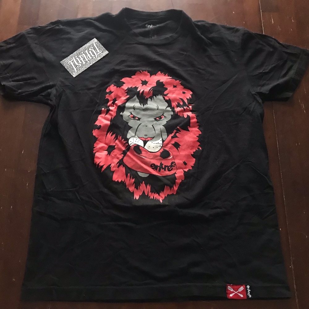 VINTAGE ENTREE LION BLACK SHIRT MEDIUM